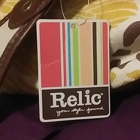 Bundle - Picture 5 of 7